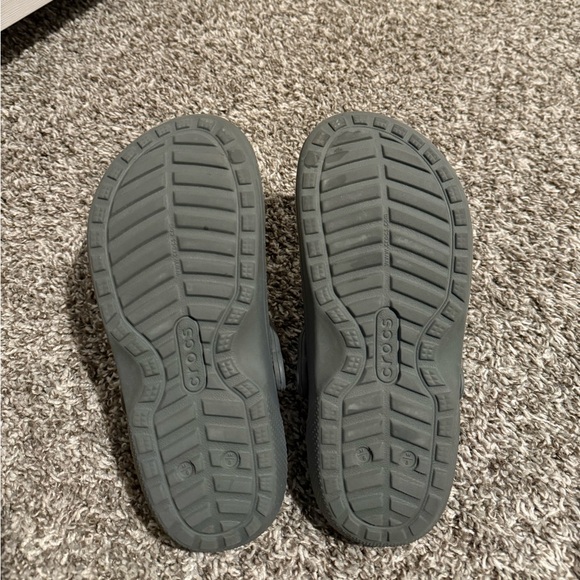 Grey Fuzzy Crocs - Picture 2 of 4